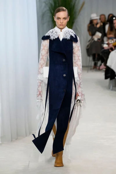Look 31